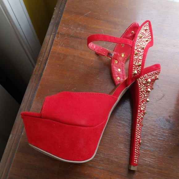 Mascotte red platform heels with gold details - Picture 5 of 5
